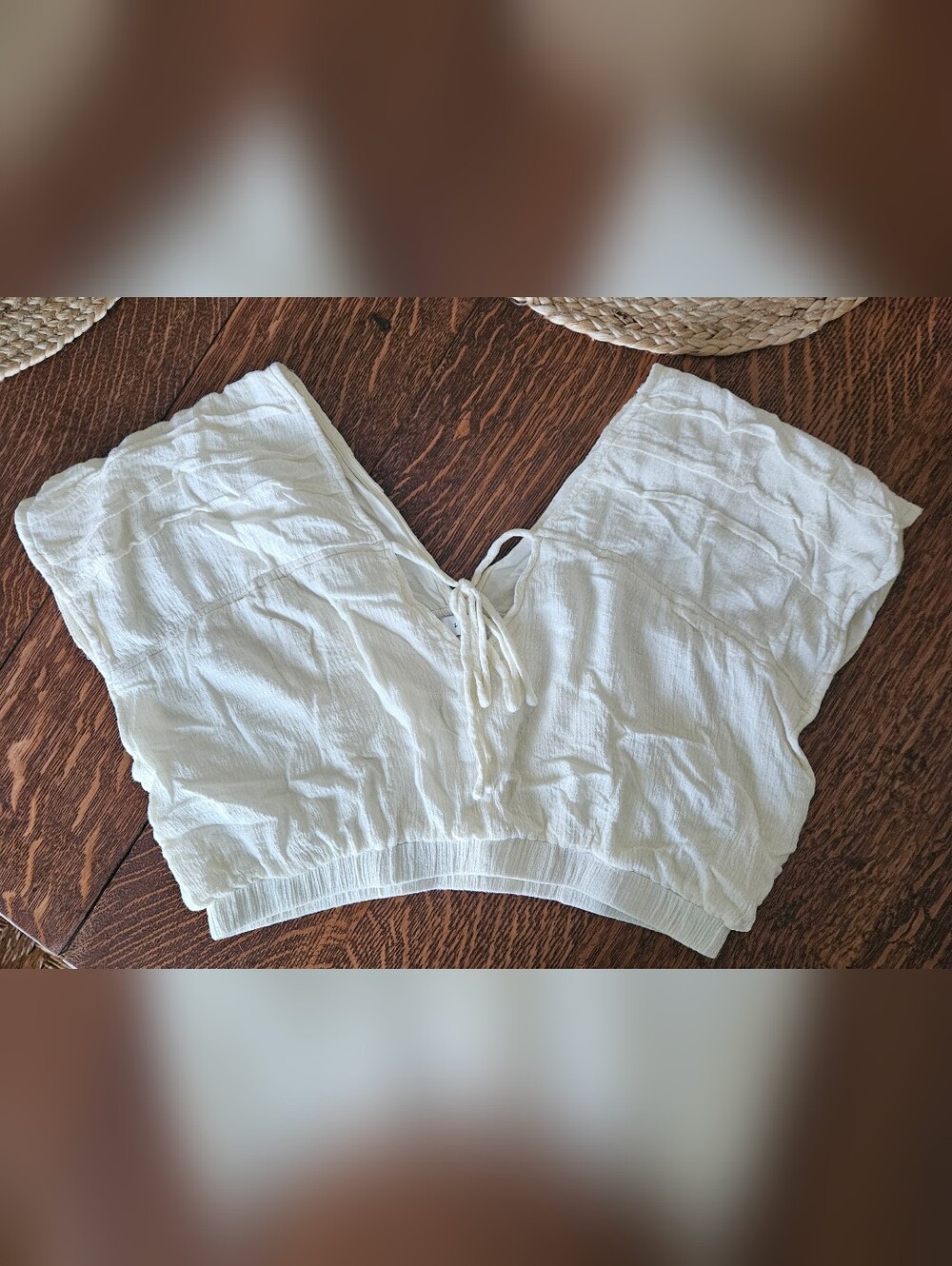Lush Ivory Gauze V Cut Crop Top | Size Large